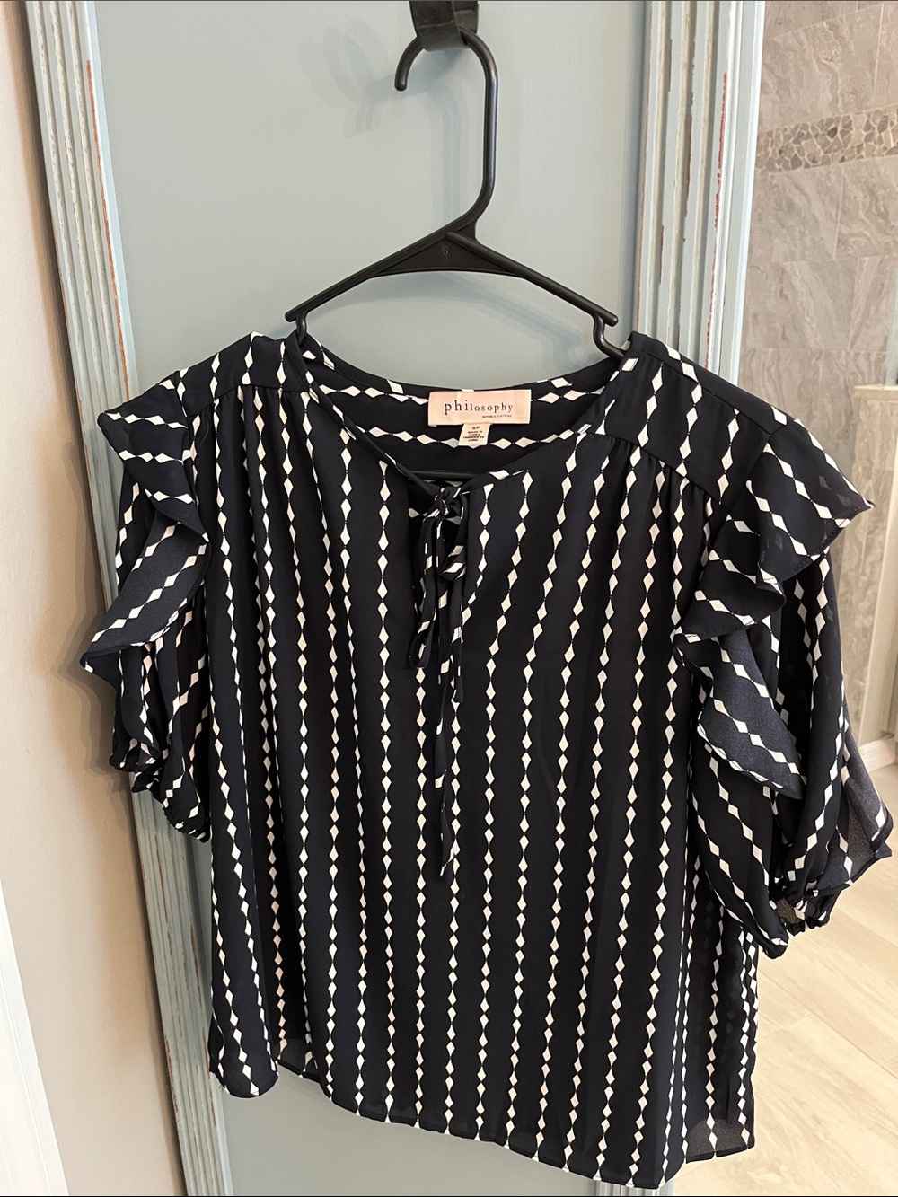 Philosophy Black & White Ruffle Sleeve Tie-Front Blouse